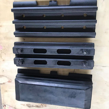 攤鋪機(jī)履帶板400長分體總成#2249777