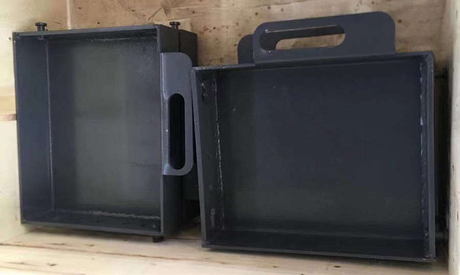 ABG6820攤鋪機料倉前擋板#24541300 ABG6820攤鋪機料倉前擋板#24541300